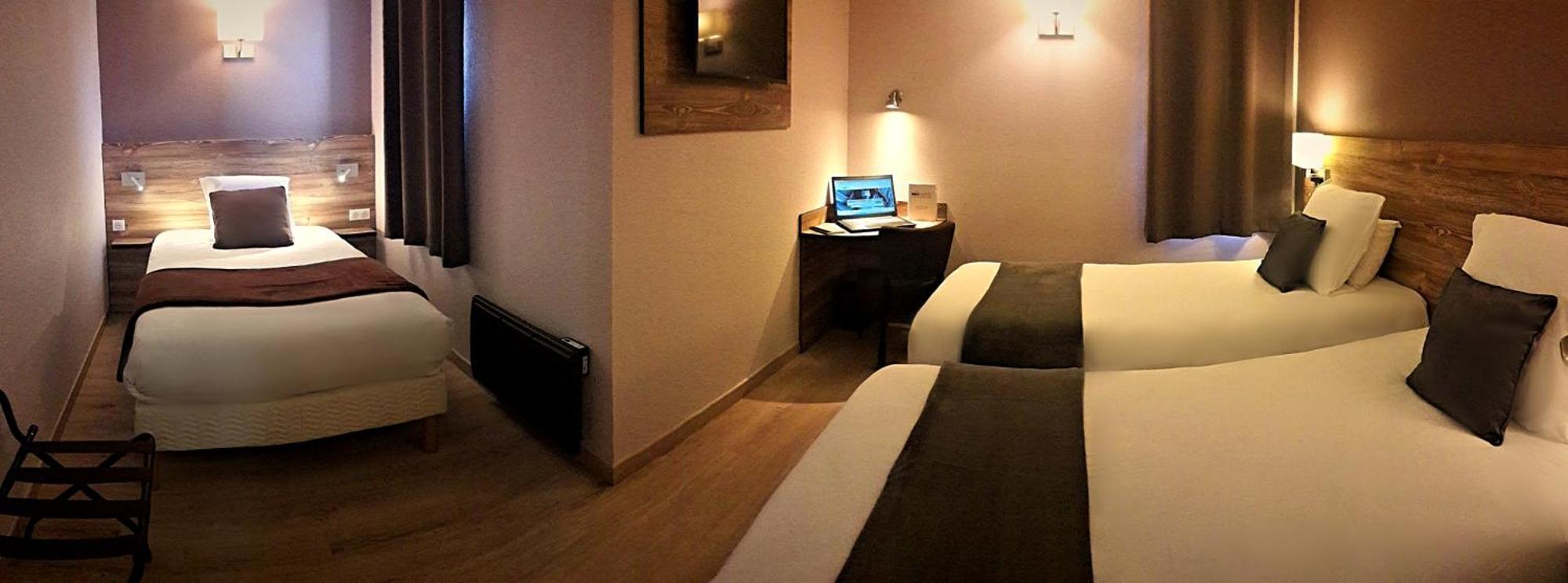 Brit Hotel Confort Pau Lons Exterior foto